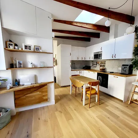 Charming 2 Bedrooms Flat, 17eme Batignolles District Apartment *